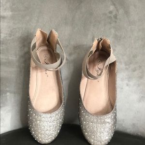 Silver dress up shoes